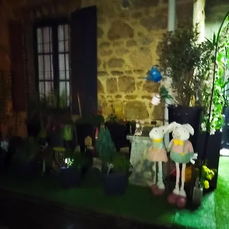 شقة فندقية Ancien Bureau De La Poste Noiretable
